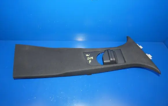 Mercedes-Benz C W205 (B) pillar trim (top) 
