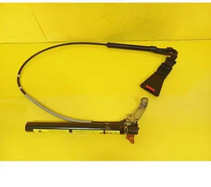 Opel Corsa B Front seatbelt buckle 90387491