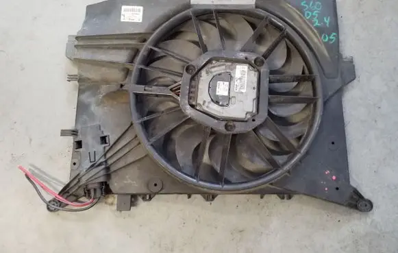 Volvo S60 Radiator cooling fan shroud 30741144 3137229010 1137328116