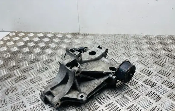 Volkswagen Sharan Generator/alternator bracket 037903143G