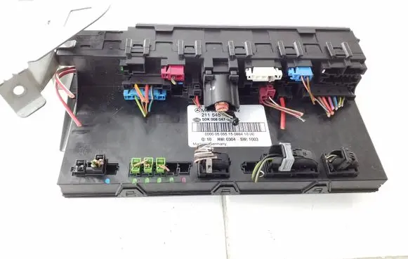 Mercedes-Benz E W211 Comfort/convenience module A2115452201