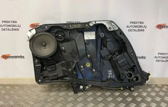 Mercedes-Benz CLA C117 X117 W117 Front window lifting mechanism without motor