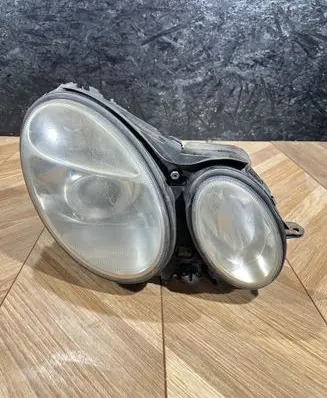Mercedes-Benz E W211 Headlight/headlamp