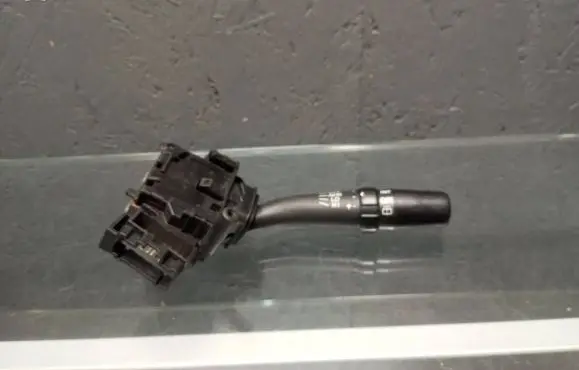 Toyota Corolla Verso AR10 Wiper control stalk 8465205170