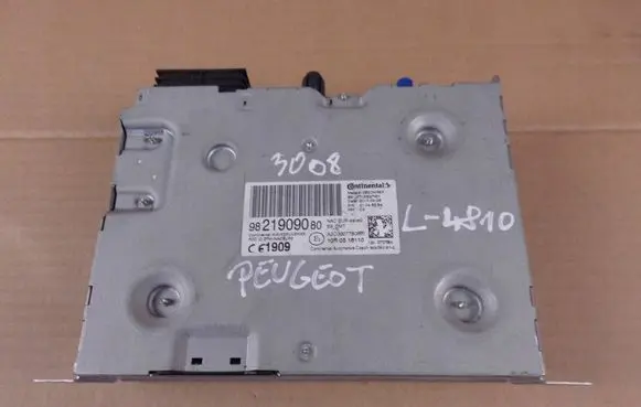 Peugeot 3008 II Radio/CD/DVD/GPS head unit 9821909080