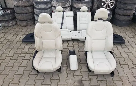 Volvo V40 Seat set 