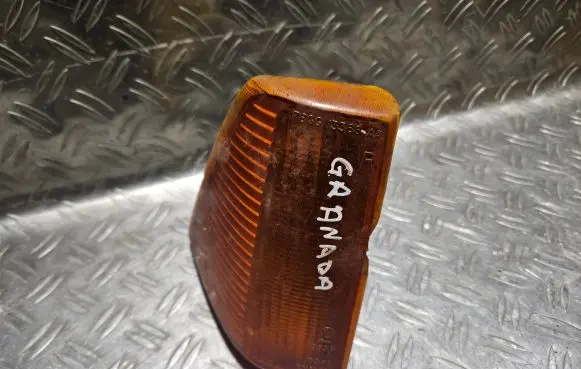 Ford Granada Front indicator light 78GG13368AA 12044