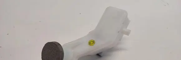 Suzuki Swift II Brake fluid reservoir 