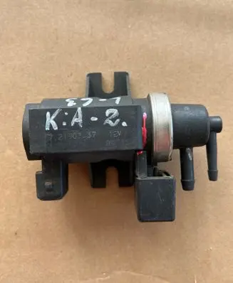 KIA Sorento Vacuum valve 72190337