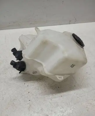 Toyota Prius (XW20) Windshield washer fluid reservoir/tank 060851145