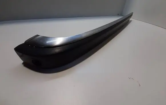 BMW 7 E38 Rear bumper trim bar molding 51128125411