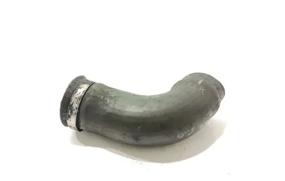 Audi A4 S4 B7 8E 8H Intercooler hose/pipe