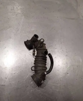 Air intake hose/pipe
