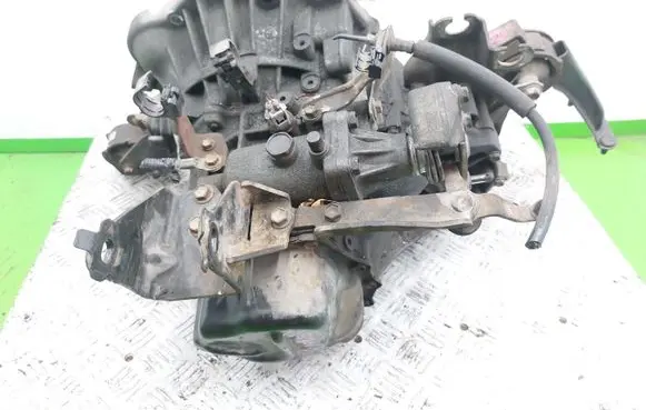 Toyota Corolla E120 E130 Manual 5 speed gearbox 