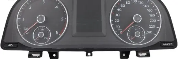 Volkswagen Touran II Speedometer (instrument cluster) 1T0920871D