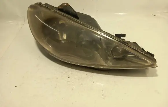 Peugeot 206 Headlight/headlamp 89001770 09032004