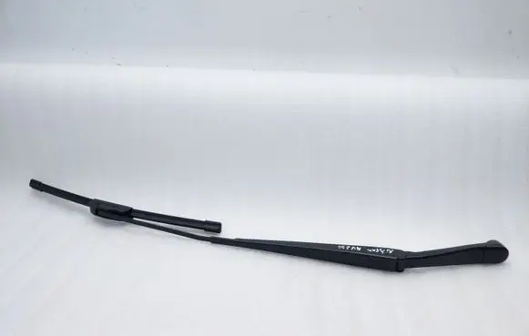 Nissan NV200 Front wiper blade arm