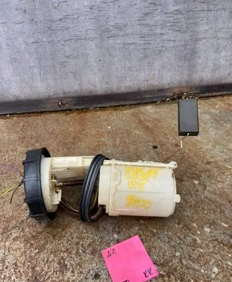 Volkswagen PASSAT B5 In-tank fuel pump 3B0919051C