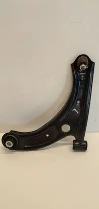 Suzuki Swift IV Front control arm 45202-53R03