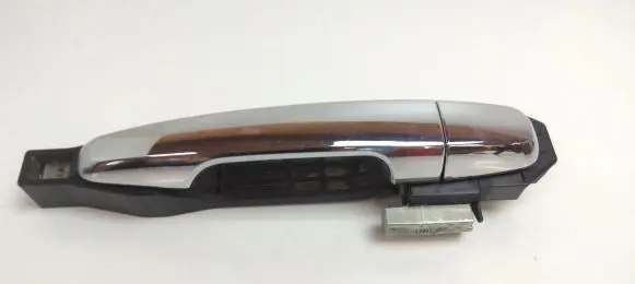 Mitsubishi L200 Rear door exterior handle 