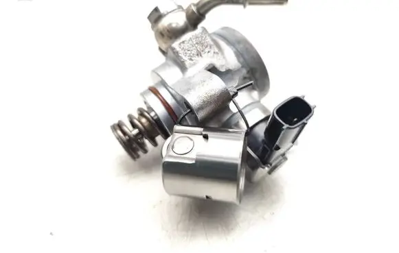 Mazda 6 Fuel injection high pressure pump 296100-0521