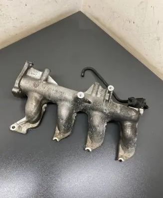 Renault Megane III Intake manifold 1005831666