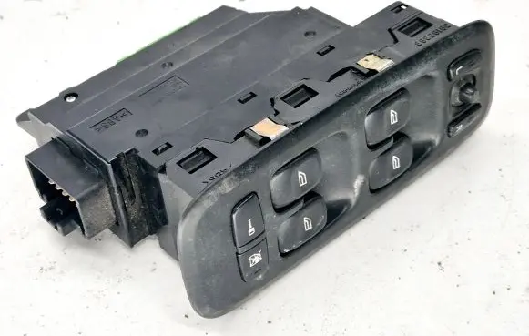 Volvo S60 Electric window control switch 30658146 MK075300135