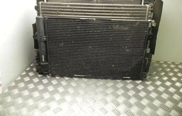 Jaguar XF X250 Radiator set 500068800 VD17530