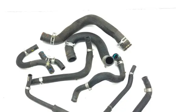 Hyundai Kona I Engine coolant pipe/hose