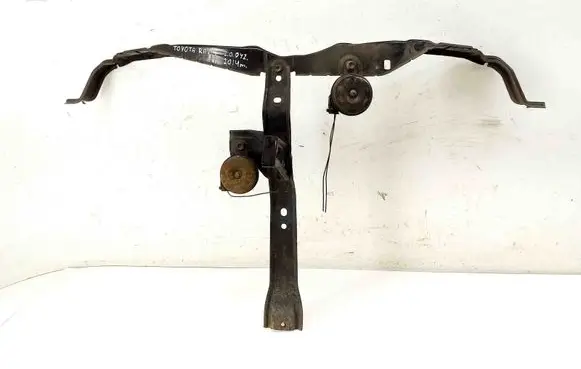 Toyota RAV 4 (XA40) Top upper radiator support slam panel