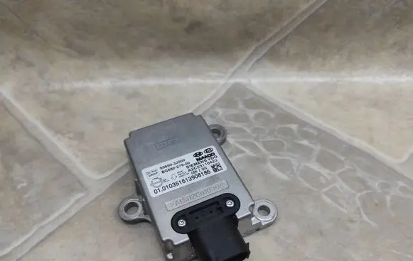 Hyundai ix 55 ESP acceleration yaw rate sensor 956903J000 BG68227900 A2C53116423