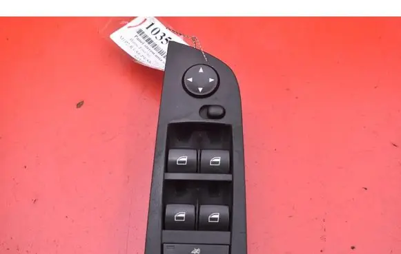 BMW X3 E83 Electric window control switch 9155501-01