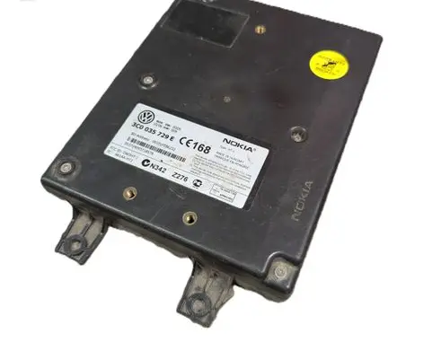 Volkswagen PASSAT B7 Phone control unit/module 3C0035729E 00101FE86232 N342Z276