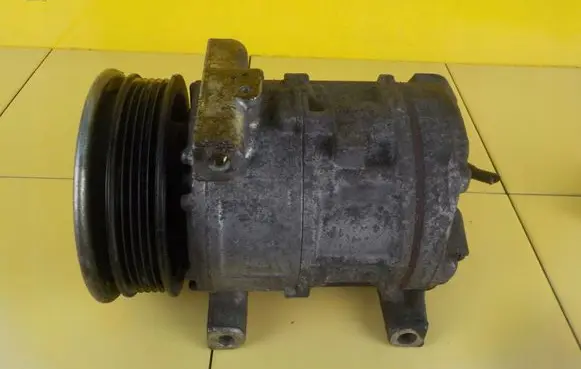 Alfa Romeo Giulietta Air conditioning (A/C) compressor (pump) 51794515