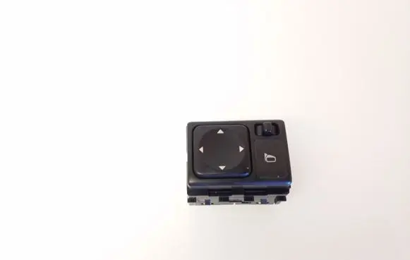 Nissan Note (E11) Wing mirror control module 
