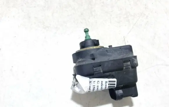 Renault Espace III Headlight level adjustment motor 