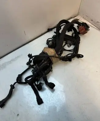 Peugeot 308 SW Engine installation wiring loom V758330680