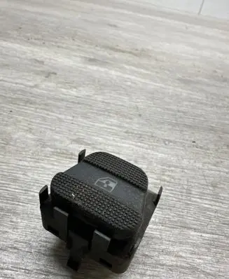 Volkswagen Golf III Electric window control switch 1H0959855C