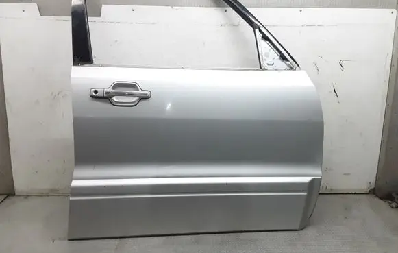 Mitsubishi Pajero Front door