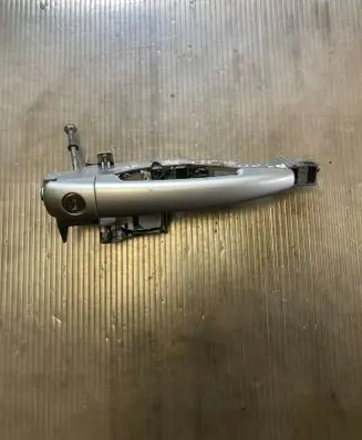 Peugeot 3008 I Front door exterior handle 9688668180