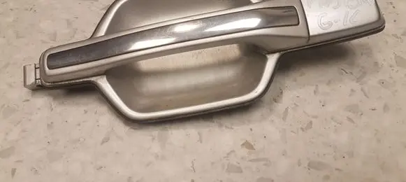 Mitsubishi Pajero Rear door exterior handle