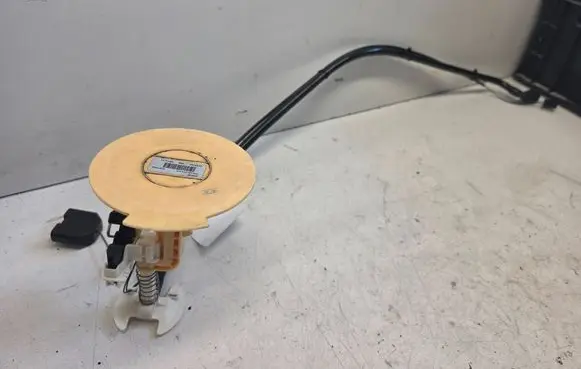 Volvo S60 Fuel level sensor 31274048