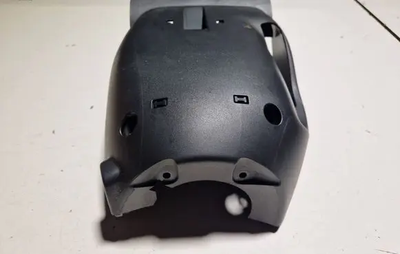 Steering wheel column trim