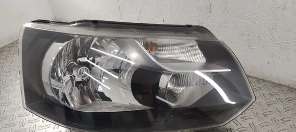 Volkswagen Transporter - Caravelle T5 Headlight/headlamp