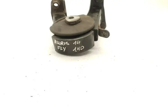 Toyota Auris E180 Gearbox mount 309E05