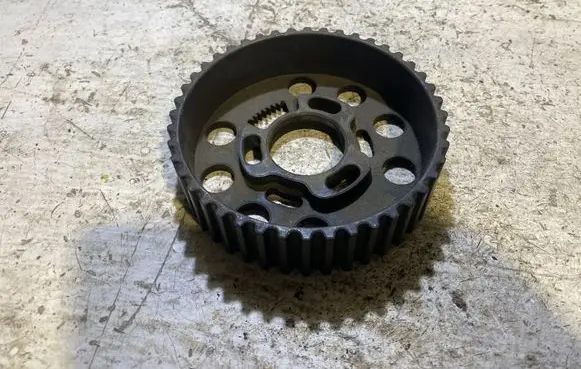 Audi A4 S4 B7 8E 8H Camshaft pulley/ VANOS 038109111E