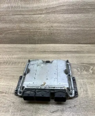 Citroen Xsara Picasso Engine control unit/module 9651593480 0281011521