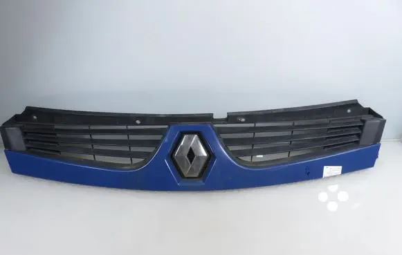Renault Master II Front grill 8200426365