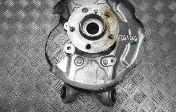BMW i3 Rear wheel hub 6852162 VD21602