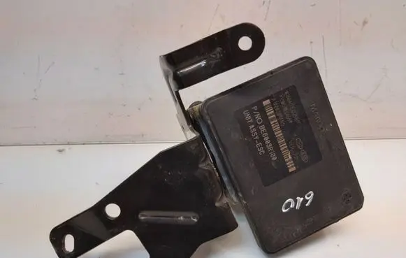 Hyundai Tucson TL ABS Pump 58920D7910